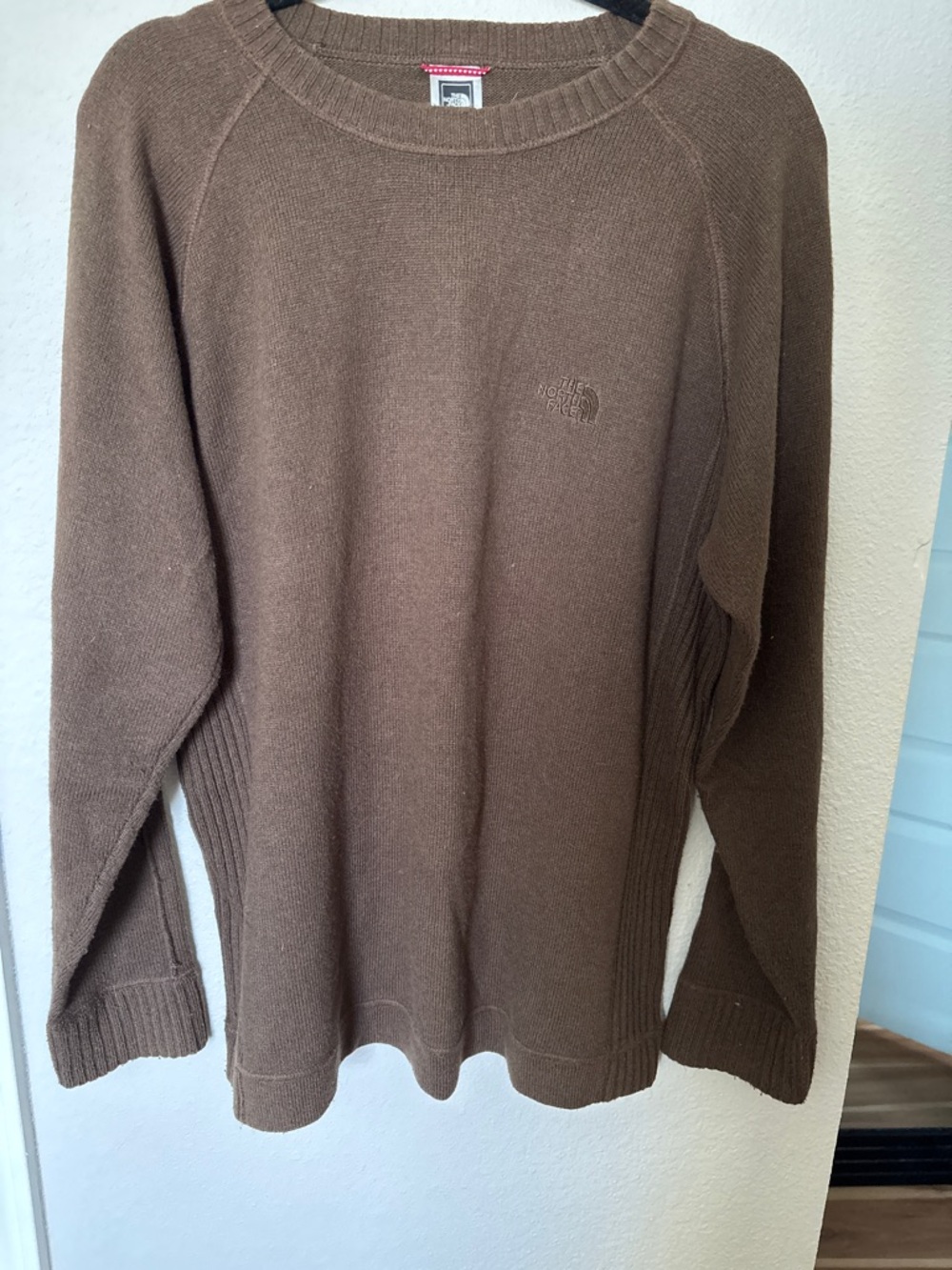 The North Face Men's Chocolate Brown Crewneck Sweater - Picture 2 of 3